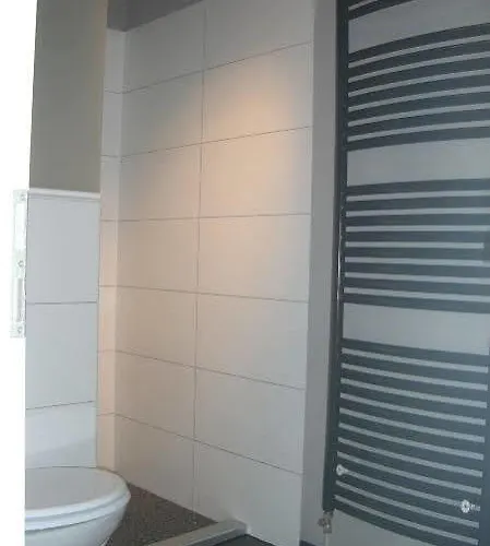 Ring-race-flats * Adenau